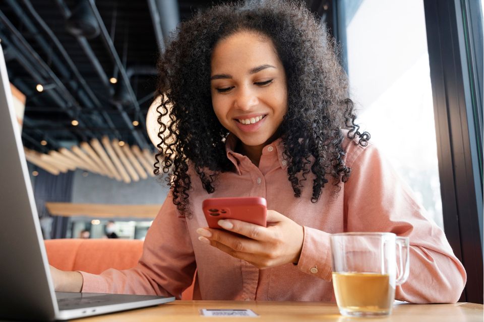 Plataforma de Envio de SMS Para Empresas | Comtele